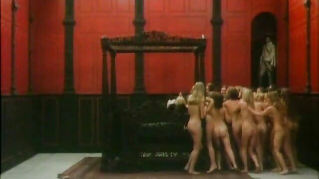 Porno Mofos - Public Pick Ups porn vidéo gratuit - Soin du visage pour une artiste blonde avec