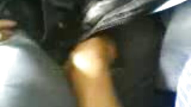 Porno Bro travaille sur son point film francais x gratuit G humide